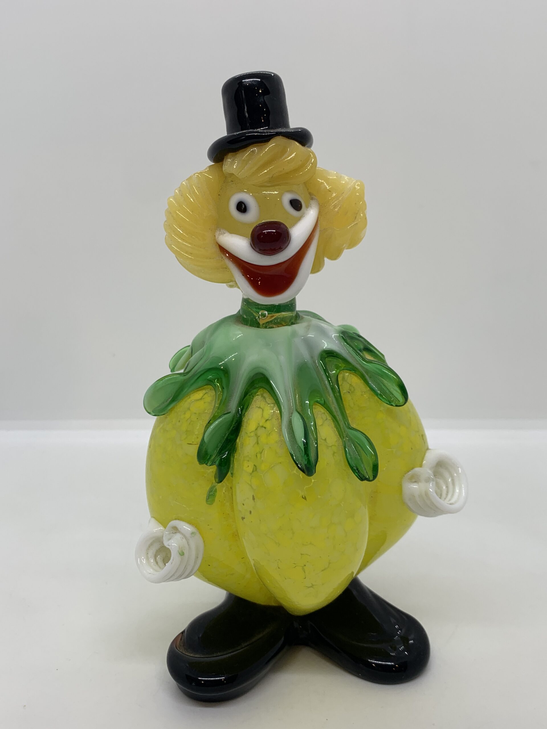 Glass Clown – 1655936811